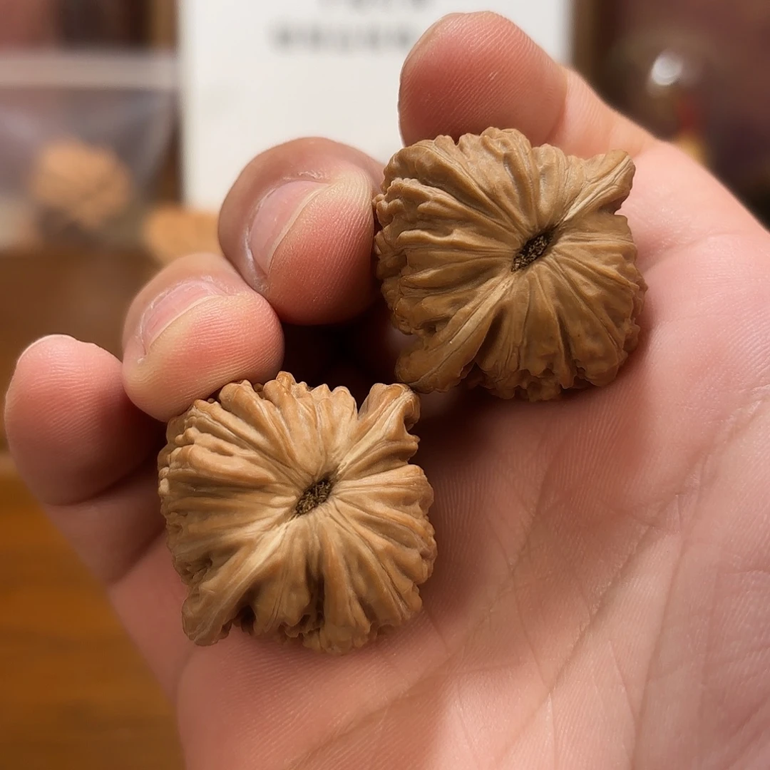 文玩核桃吊坠全品山西楼边34