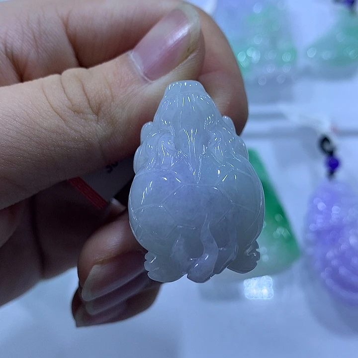 翡翠未镶嵌颈饰天然翡翠A货吊坠