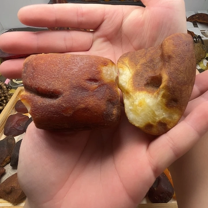 定制琥珀未镶嵌自***?纯天然蜜蜡吊坠