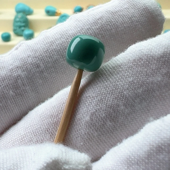 绿松石珠宝奇石未镶嵌8.6