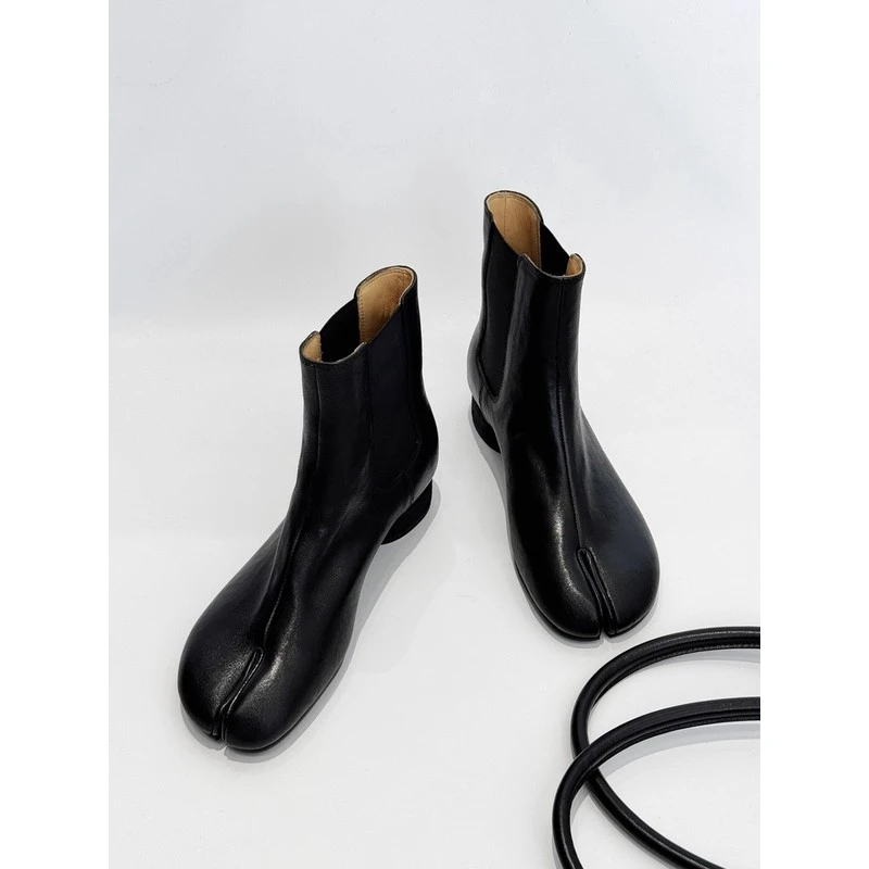 tcze水洗植鞣TCZE分趾猪蹄短靴女瘦瘦靴中跟切尔西靴子