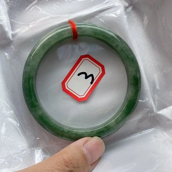 未镶嵌手镯翡翠翡翠