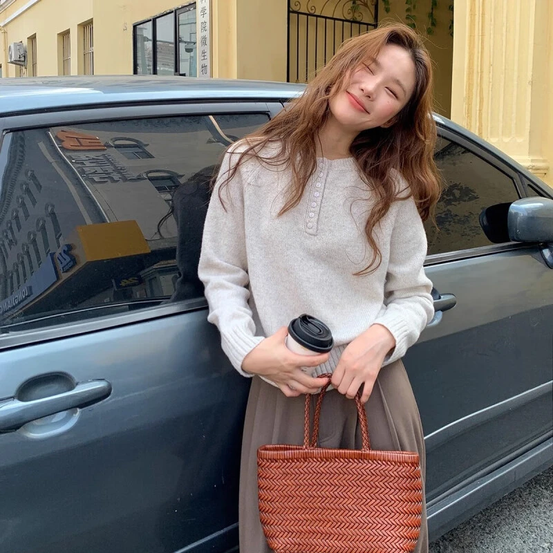 圆领毛衣女春秋季2025新款爆款小个子香风内搭打底针织衫上衣