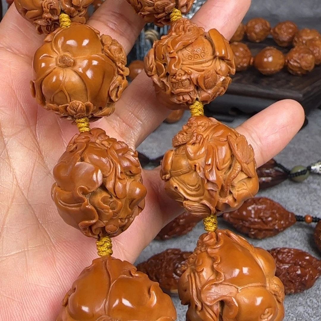 橄榄核吊坠荷叶群仙会