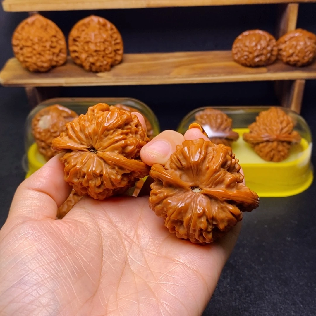 林****吊坠桃核福利核桃