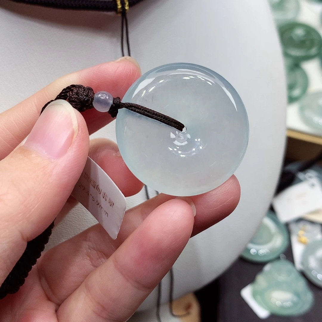 颈饰未镶嵌翡翠编号64，29.4/5.9