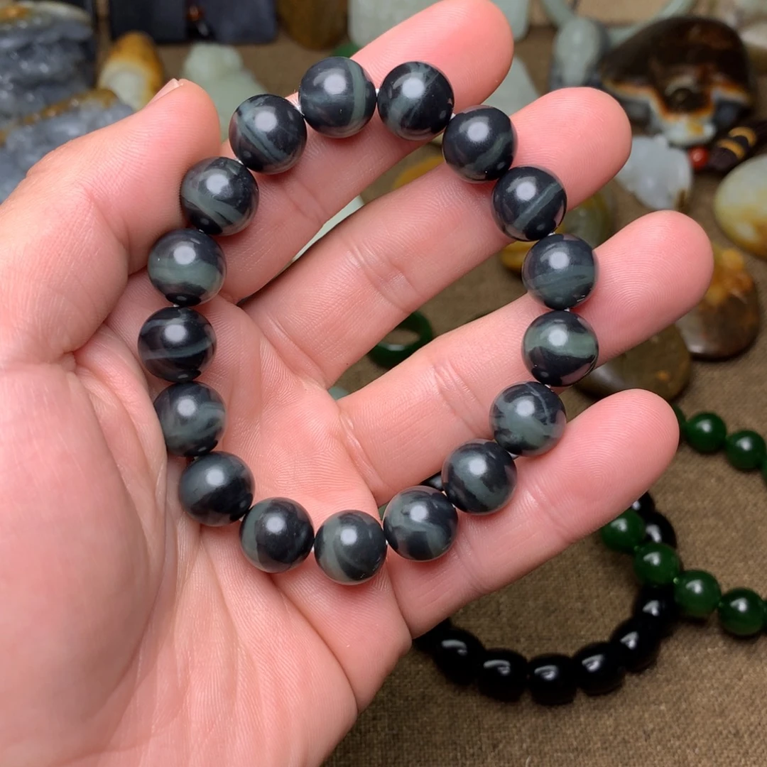 金***计和田玉未镶嵌手链