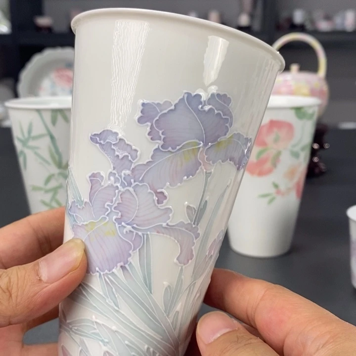 鸢尾花可乐杯品茗杯手绘釉下高温