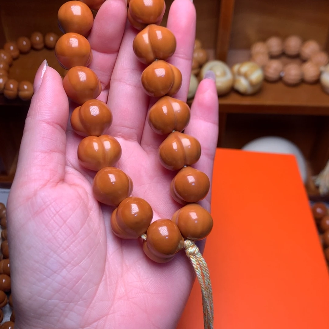 猴头核桃把件17玻璃底屁桃手持素