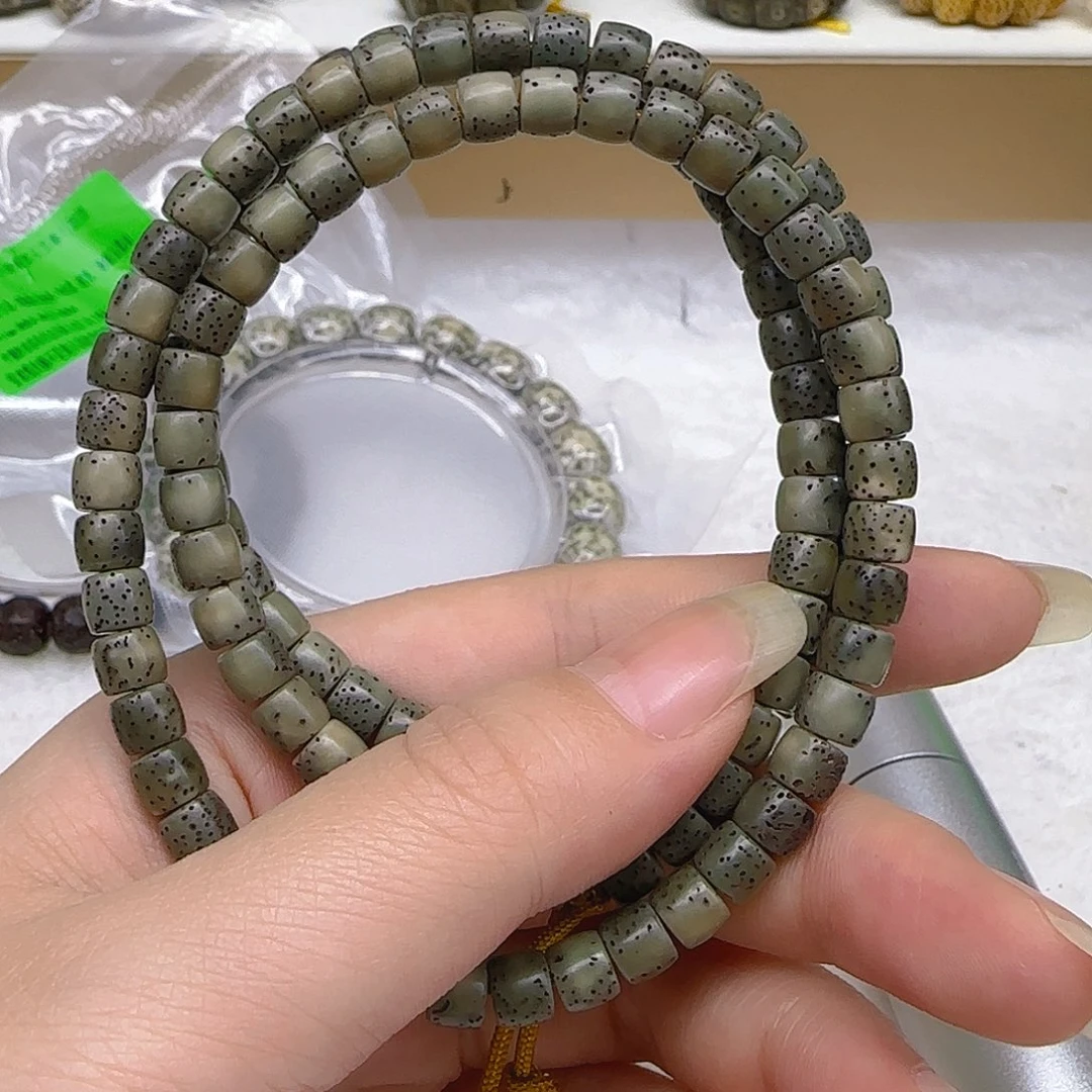 星月菩提手串阿**吧70哈哈绿河豚星月菩提65直切108