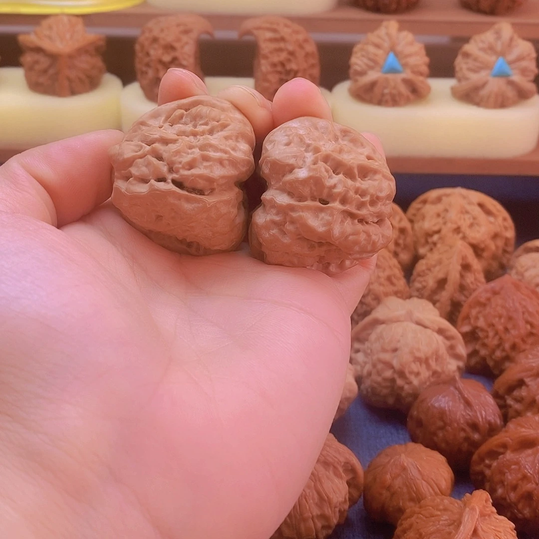 40蛤蟆头白茬文玩核桃