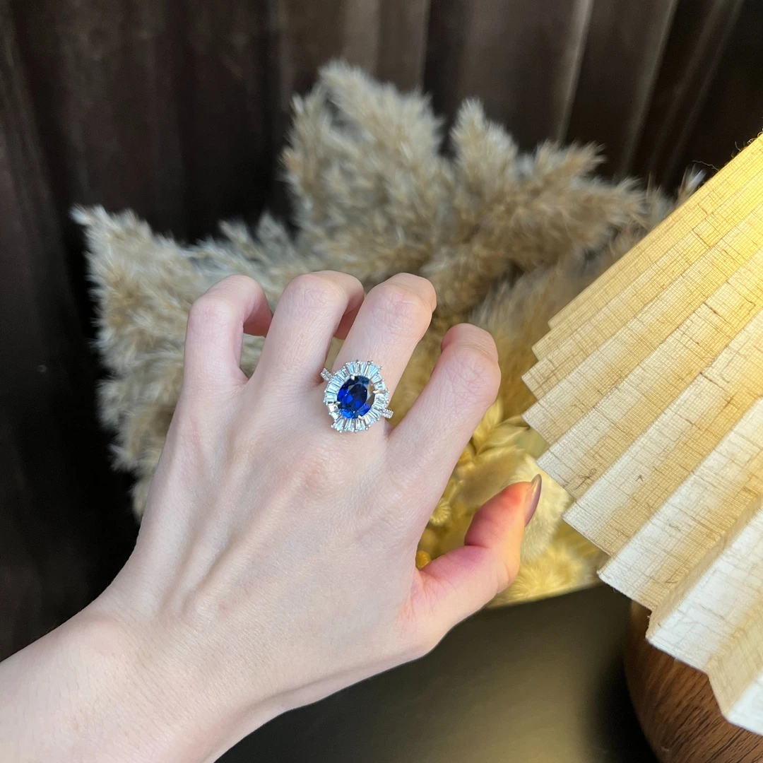 培育蓝宝石泽纬珠宝丨3ct培育蓝宝石戒指丨银镀金