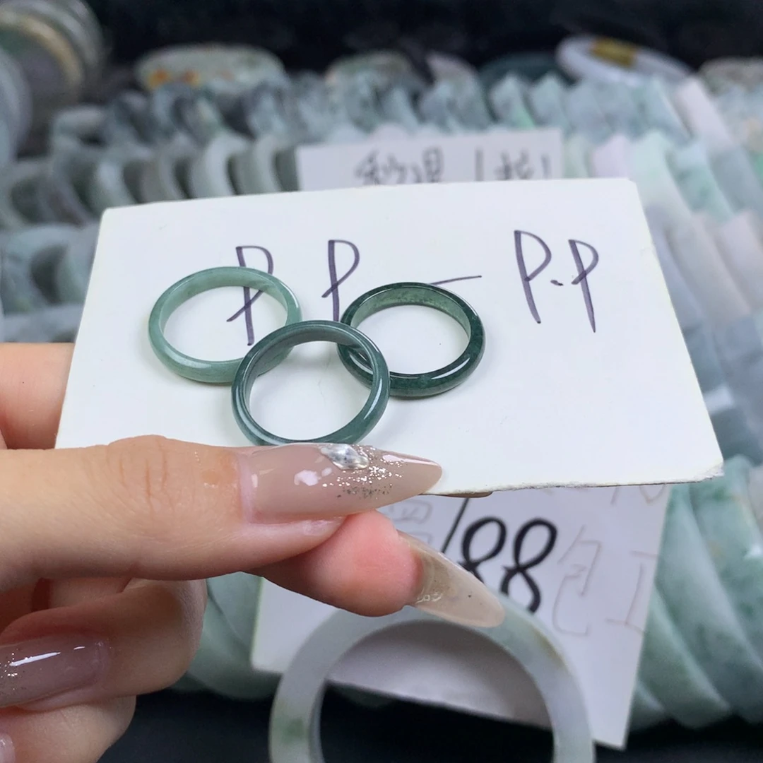 翡翠戒圈未镶嵌多样性发一件