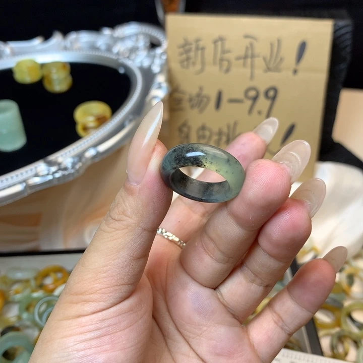 盈***兮合金蛇纹石玉戒指