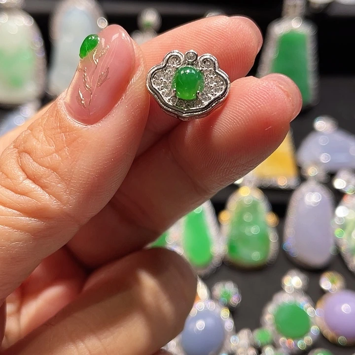 翡翠银S925镶嵌颈饰