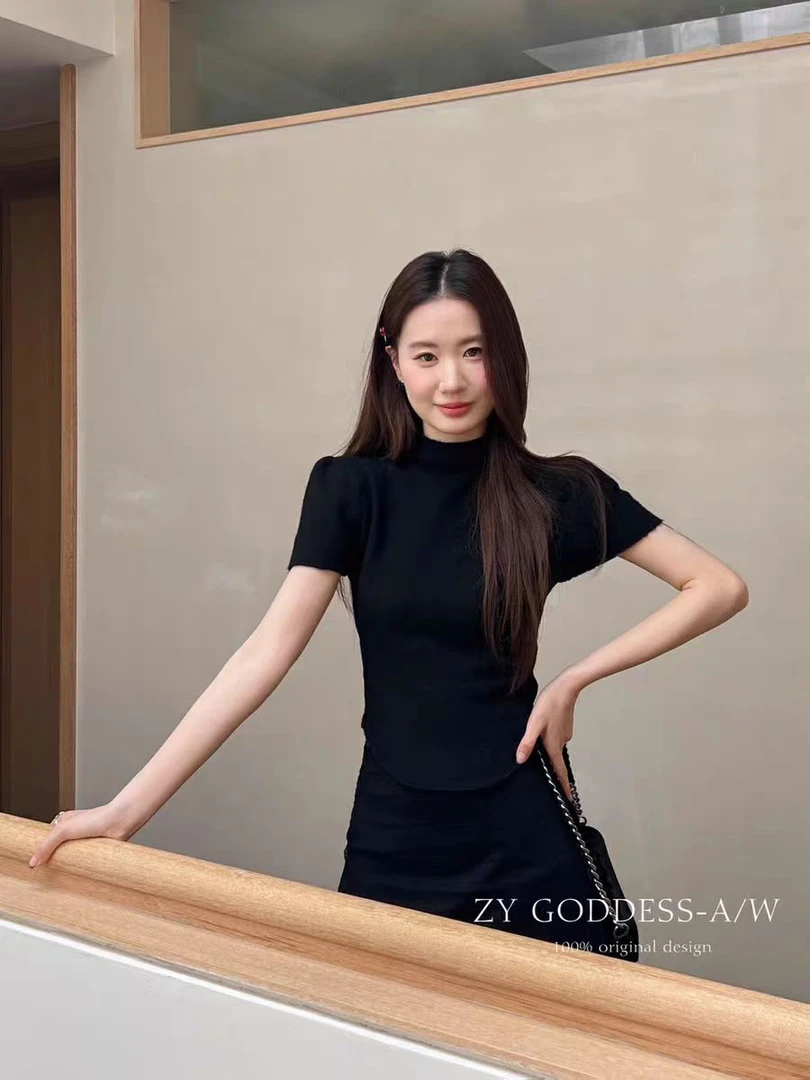 776新款简约小短袖