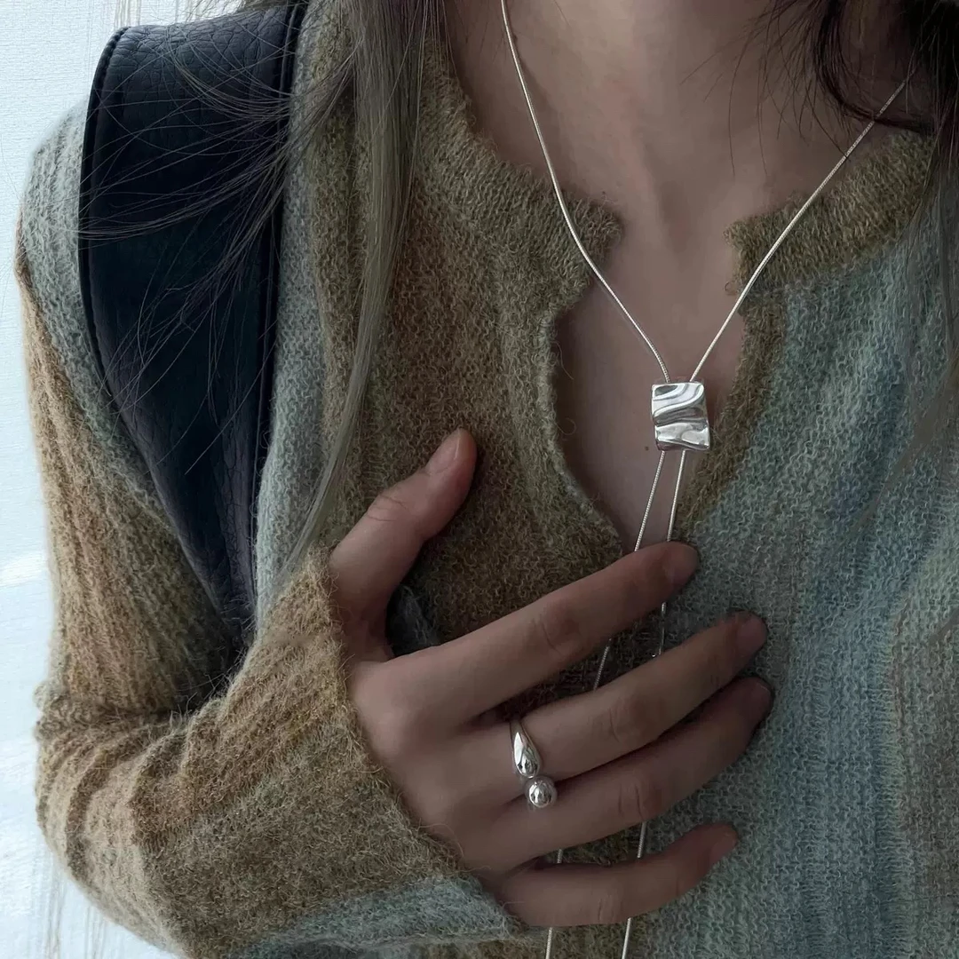 吊坠925银 925纯银波纹方块抽拉毛衣链