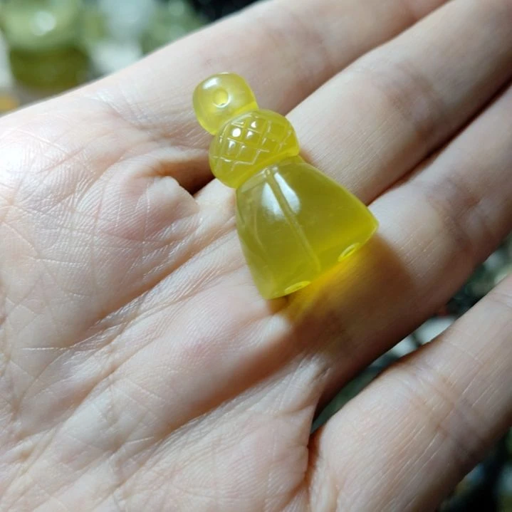 岫玉未镶嵌挂坠款式