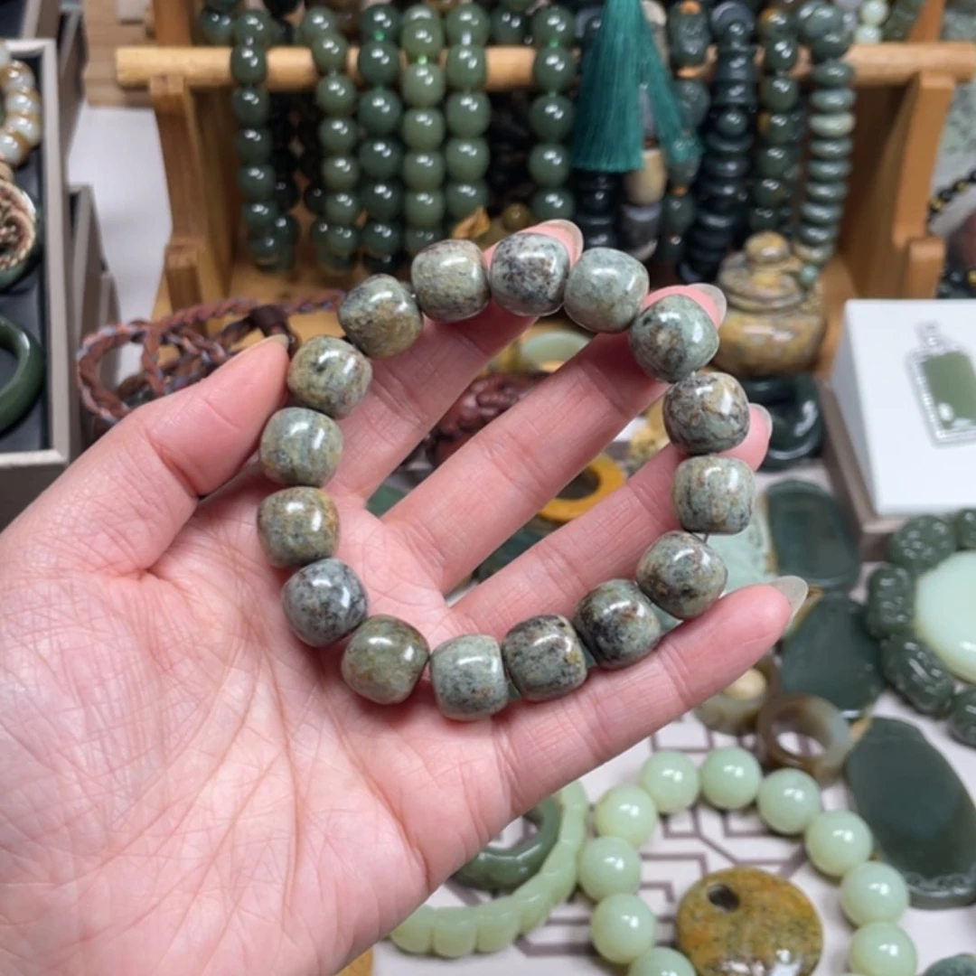 【闪购商品】岫岩河磨玉（透闪石质玉）手链未镶嵌