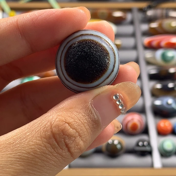未镶嵌颈饰玛瑙/玉髓