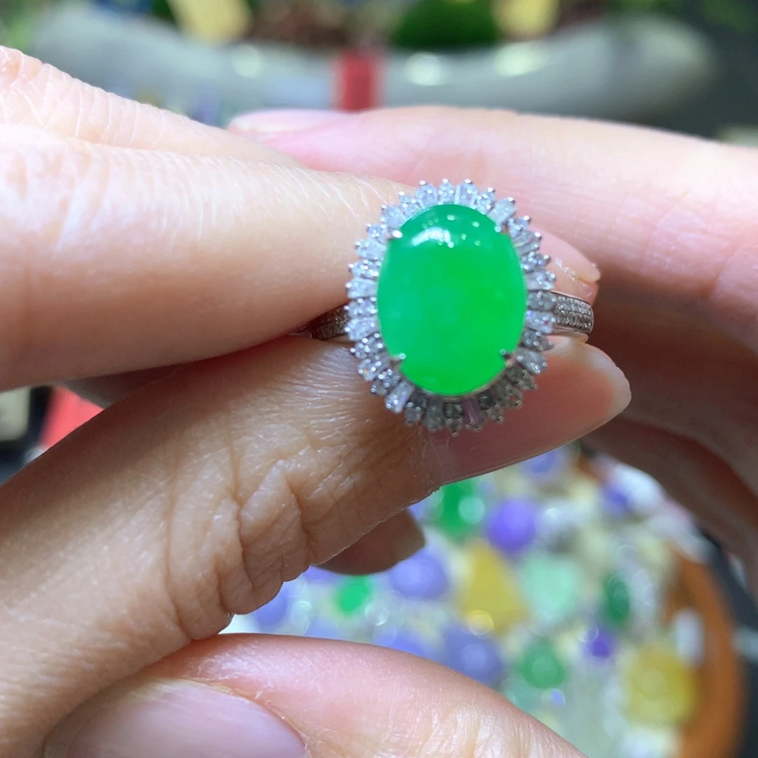 【闪购商品】翡翠颈饰18K金镶嵌翡翠吊坠项链