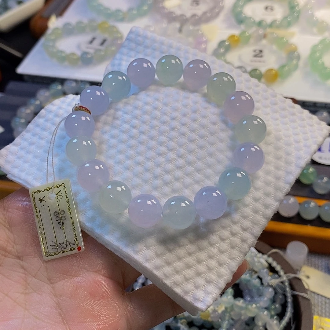 未镶嵌定制翡翠翡翠.