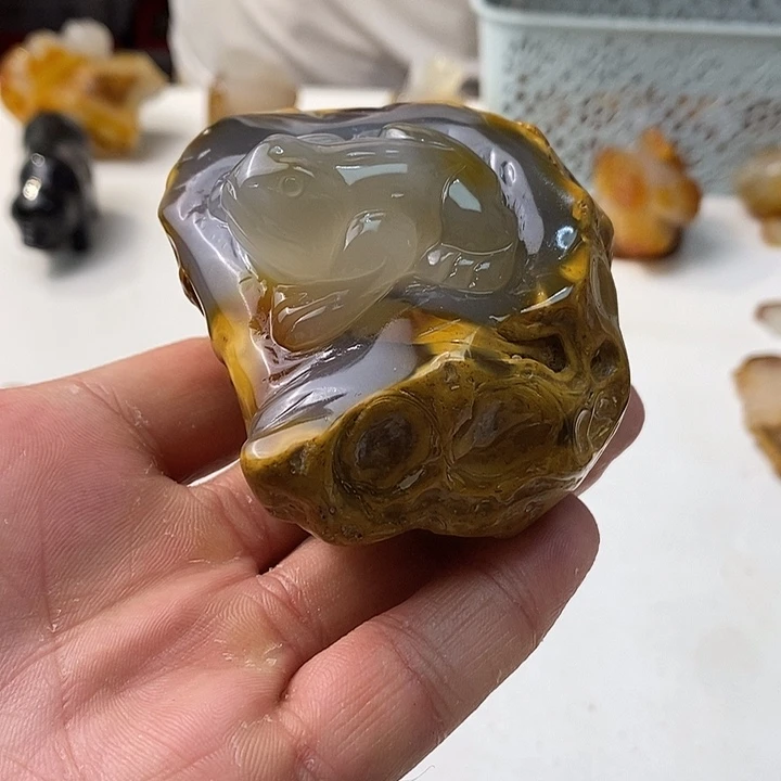 合金颈饰玛瑙/玉髓
