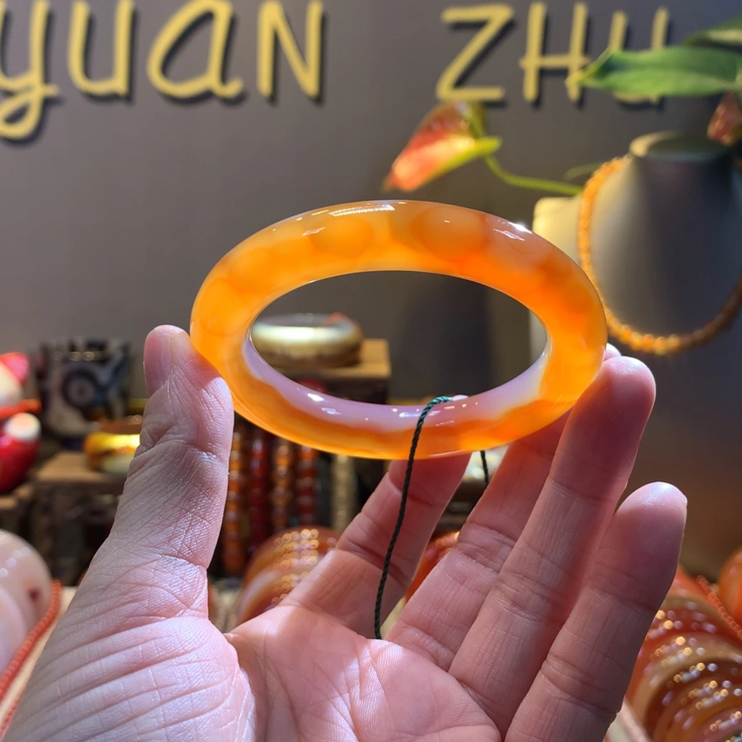 玛瑙/玉髓未镶嵌手镯38号腰缠万贯