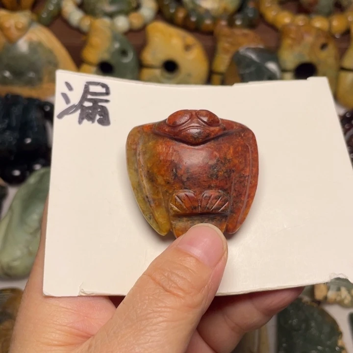 未镶嵌岫岩河磨玉（透闪石质玉）珠宝奇石