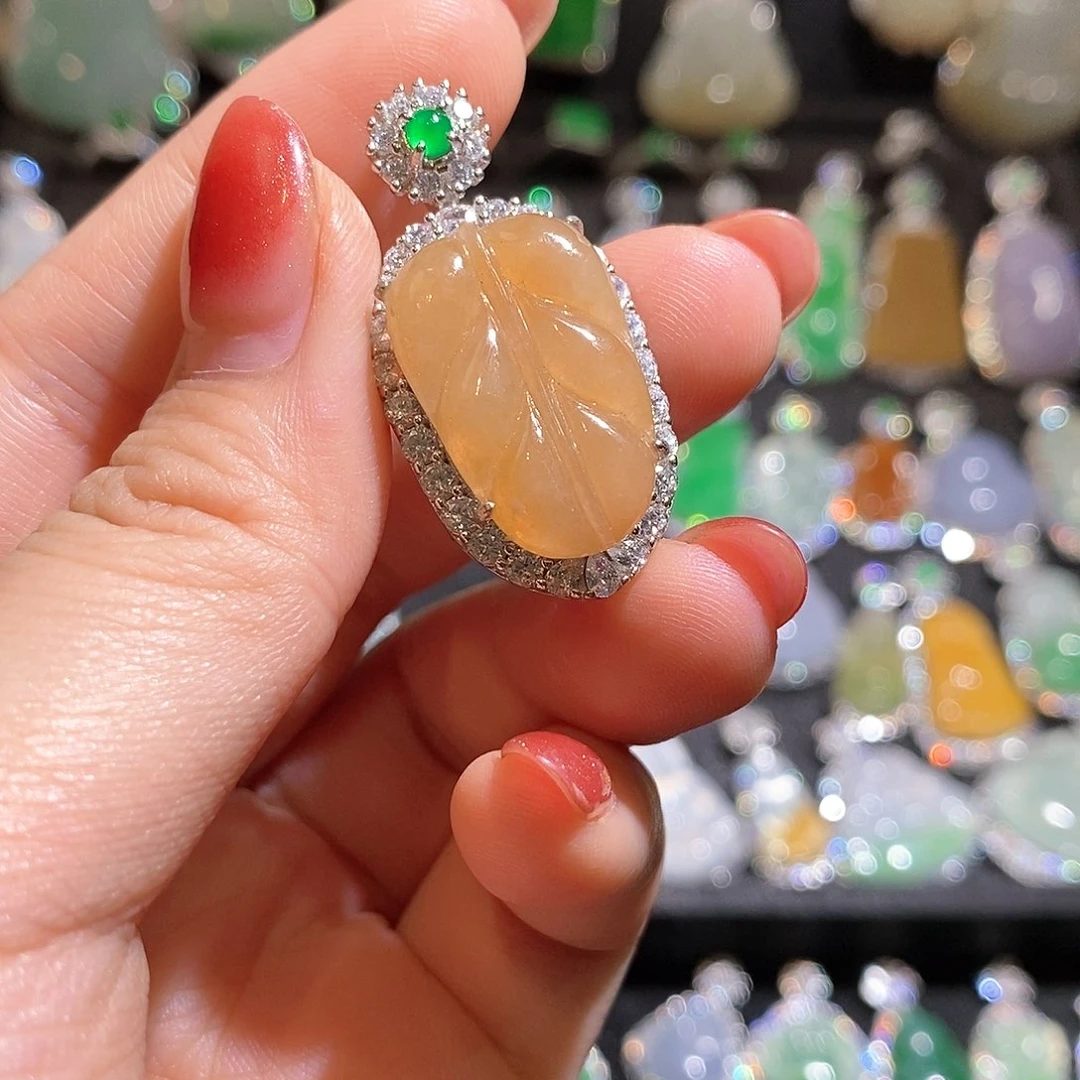 颈饰银S925镶嵌翡翠天然翡翠