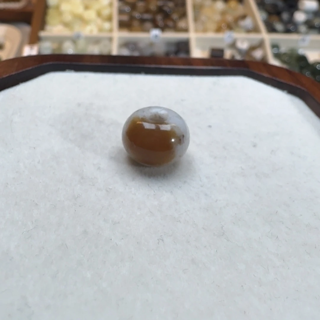 爱***肠和田玉（糖玉）未镶嵌颈饰不退换