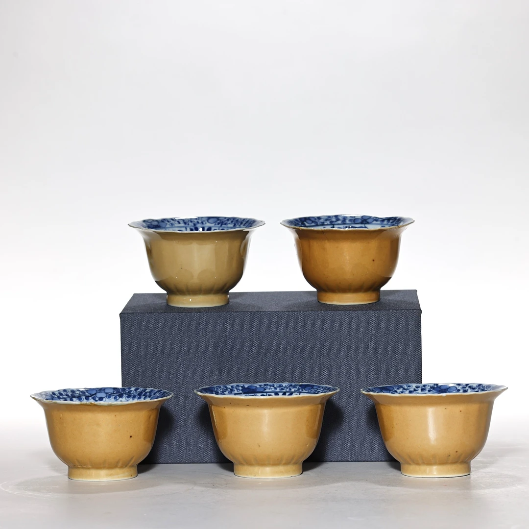 4264清晚期·青花花卉纹杯五只【古董拍卖】