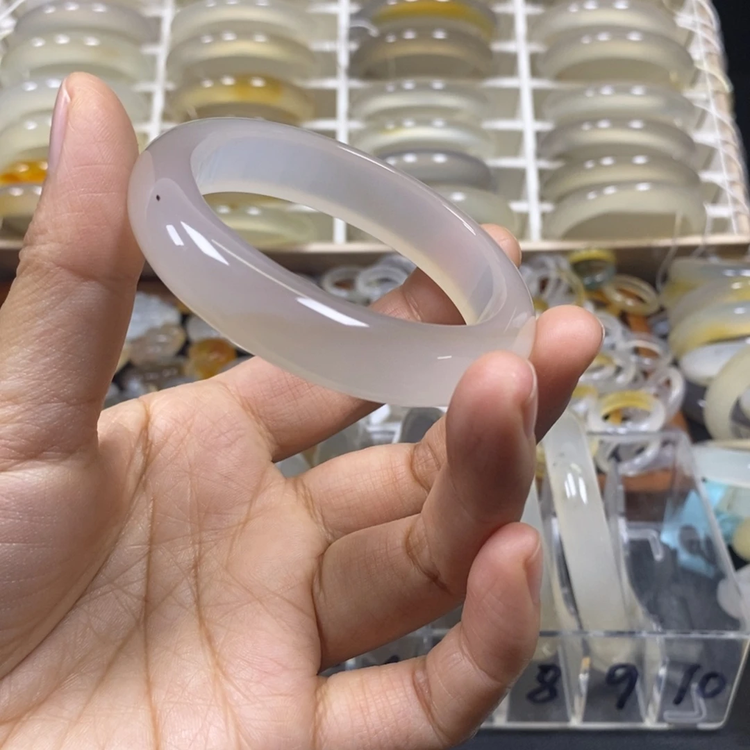 玛瑙/玉髓未镶嵌手镯