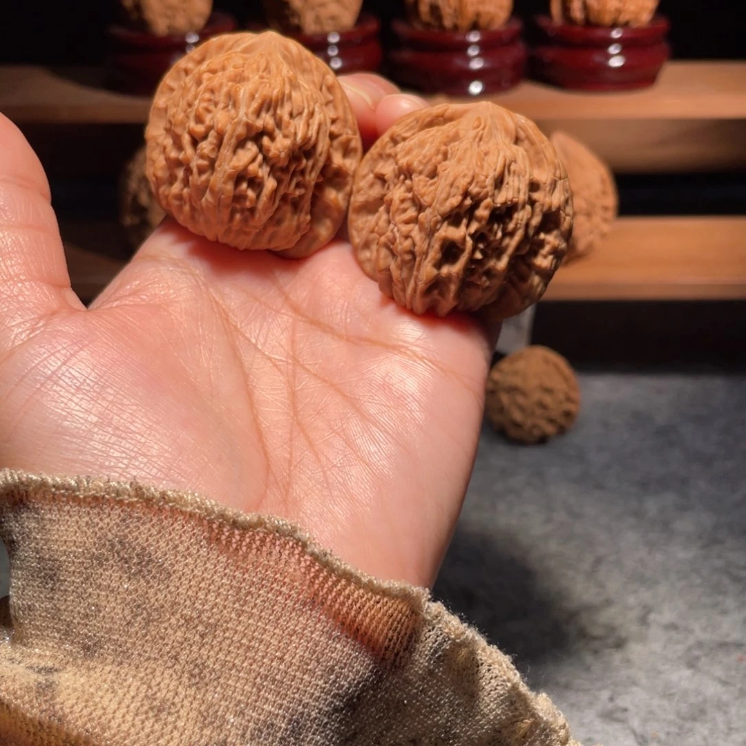 核桃手串/手链四座楼流水纹全品红40