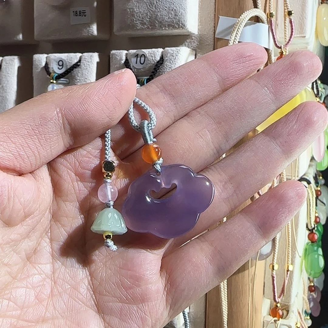 石英质玉（金丝玉）合金颈饰