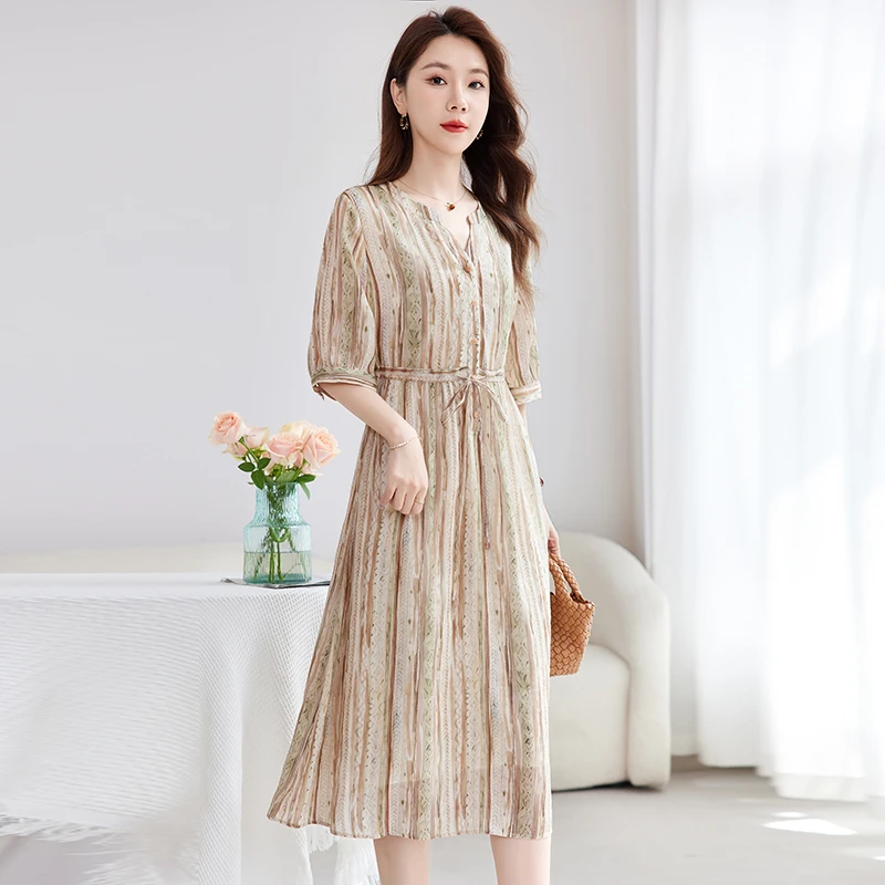 重磅亚麻真丝连衣裙女夏季2025新款浅棕色V领五分袖轻奢桑蚕丝裙
