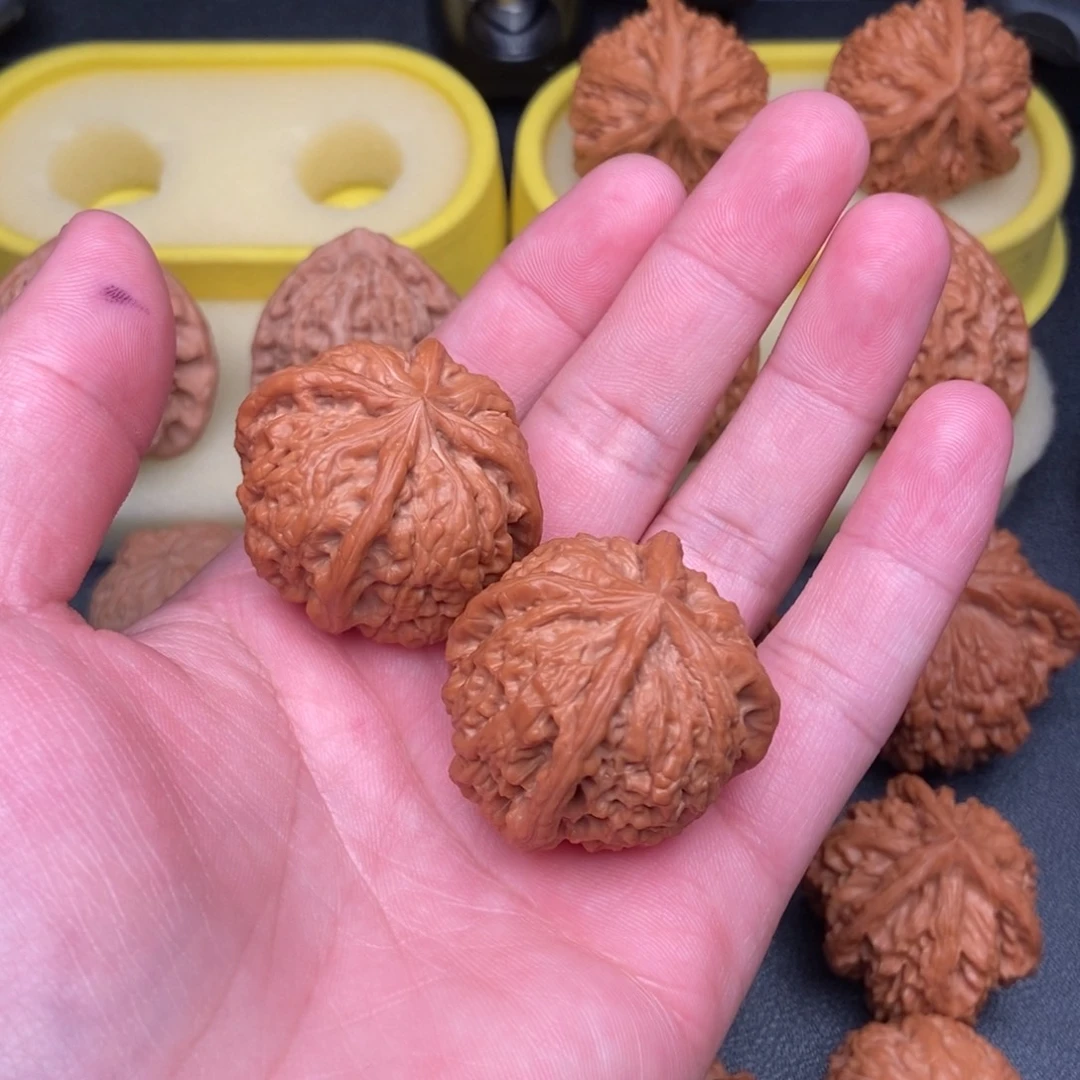 深***色文玩核桃把件四棱37