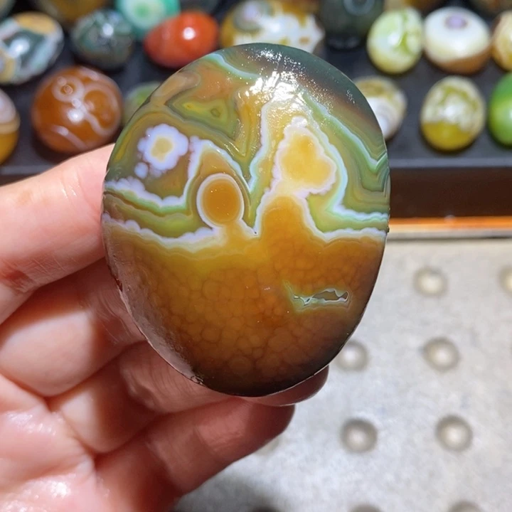 未镶嵌玛瑙/玉髓珠宝半成品77