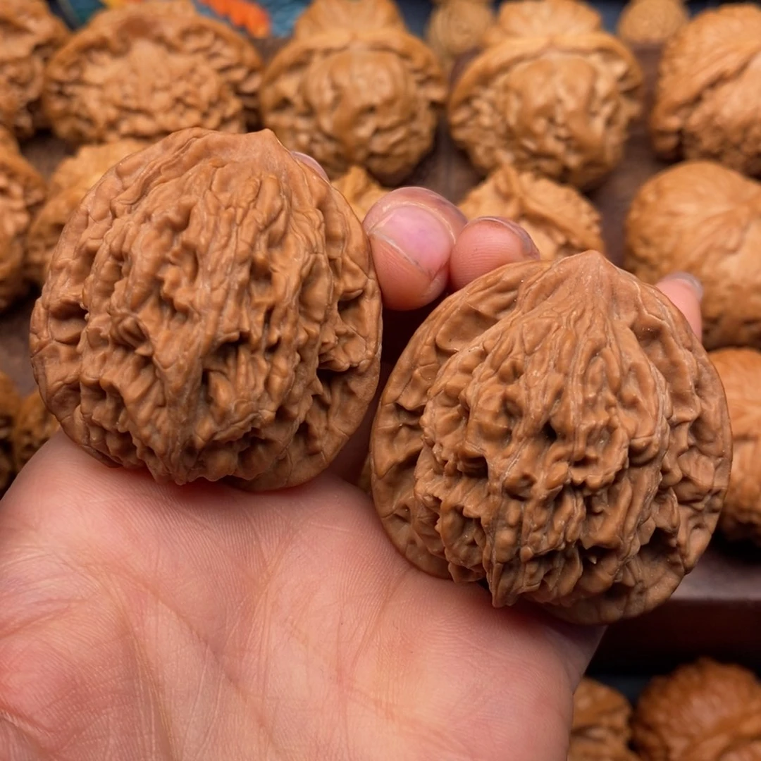 文玩核桃吊坠42全品，粗筋虎头