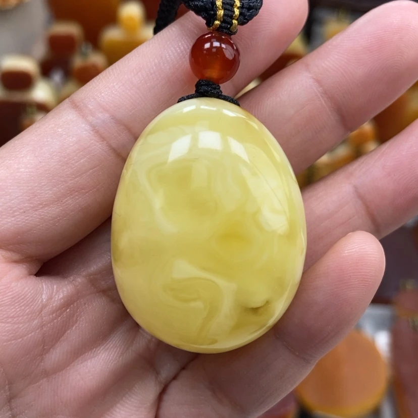 【闪购商品】琥珀颈饰未镶嵌