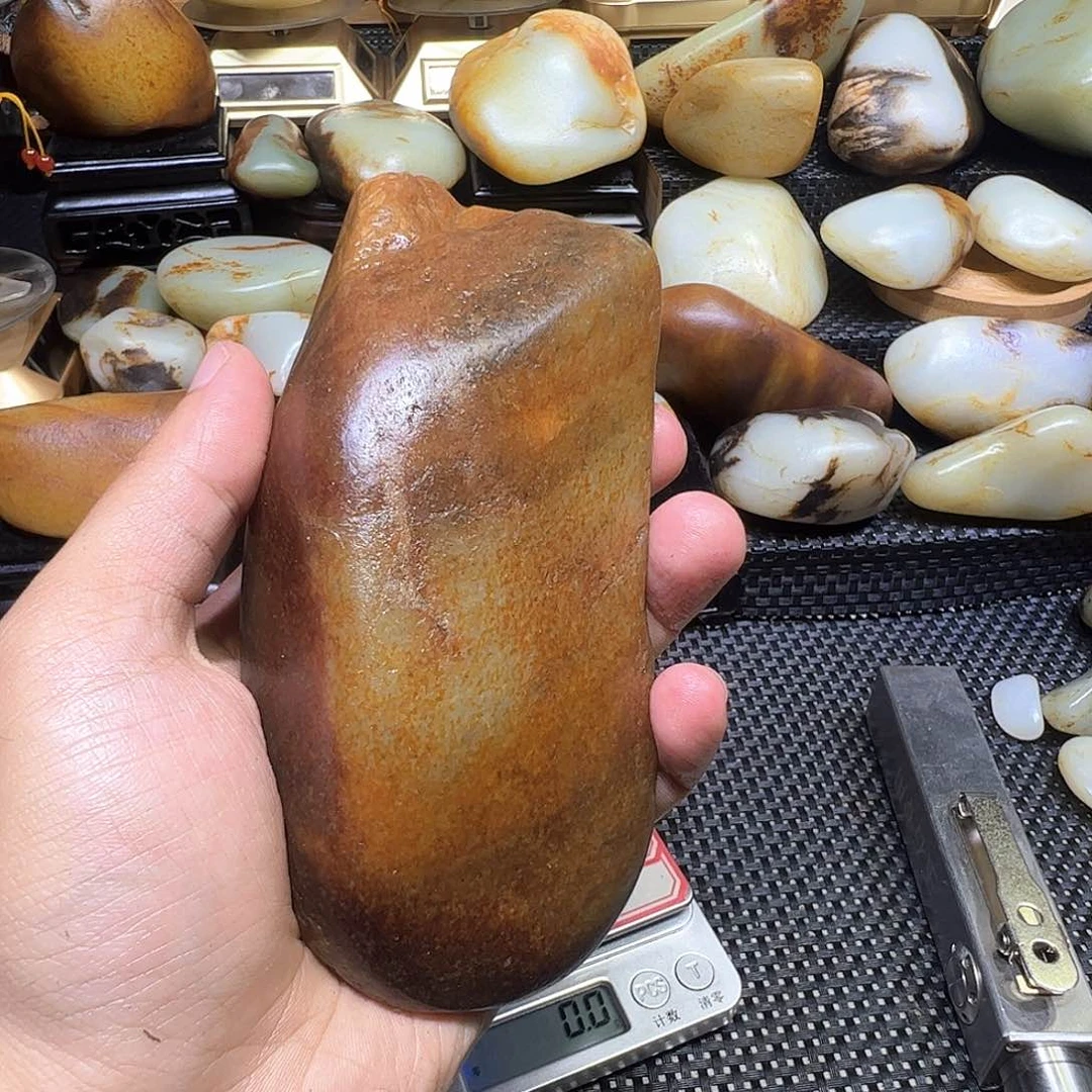 和田玉（子料）未镶嵌吊坠(不含链)大****】700