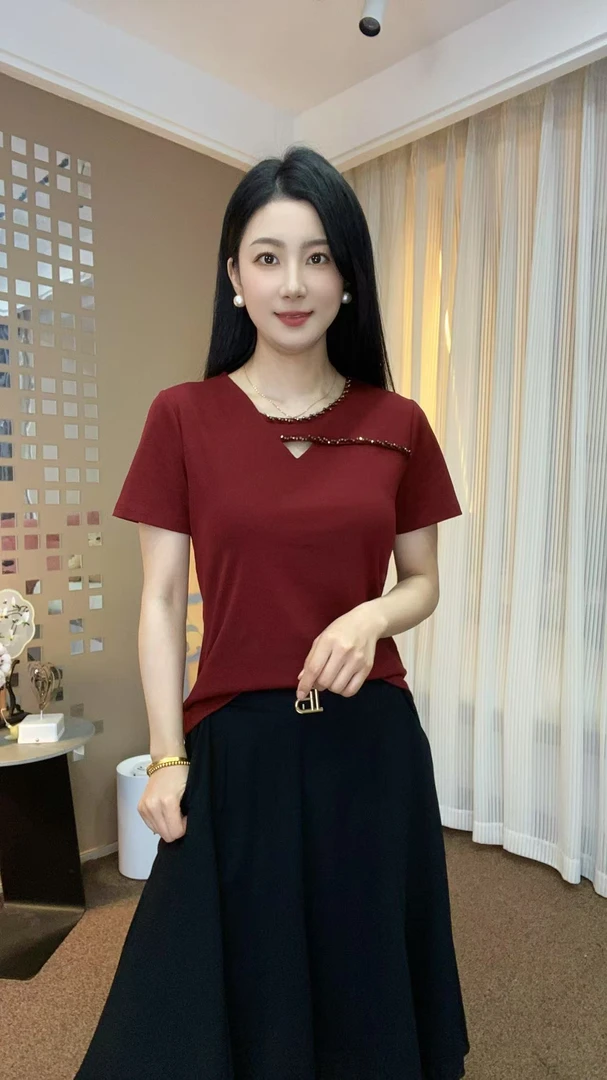 2025新款圆领纯色镂空串珠百搭气质时尚减龄显瘦短袖小衫T恤