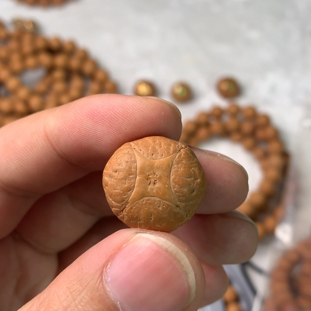 …***凤眼菩提手串21福利