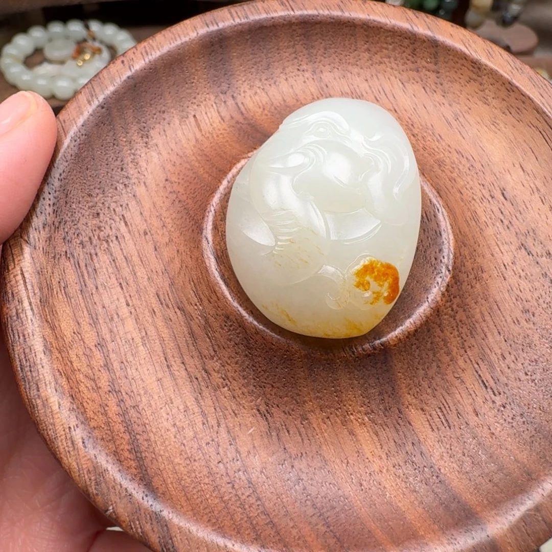 和田玉（子料）未镶嵌颈饰小象牌