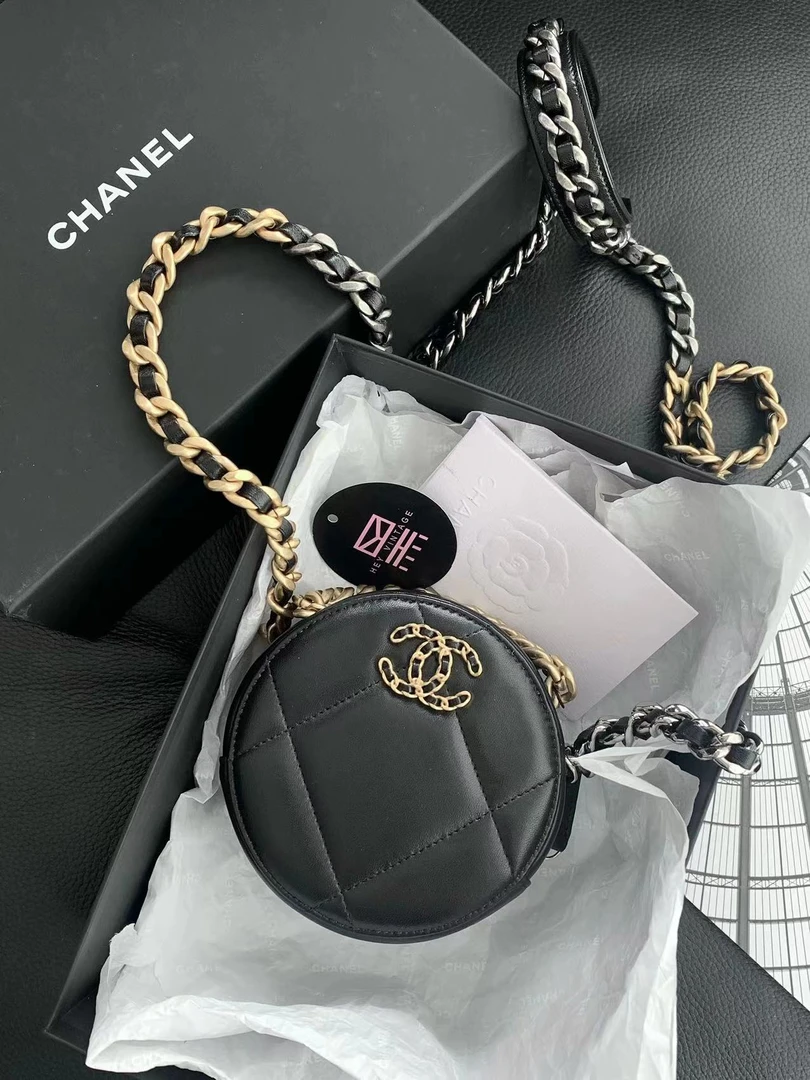99新 Chanel/香奈儿 19bag黑金圆饼 12cm 13526052