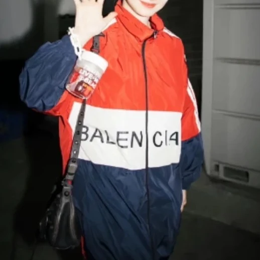 99新 Balenciaga/巴黎世家 39码 B0143 胸口大logo拼接冲锋衣外套