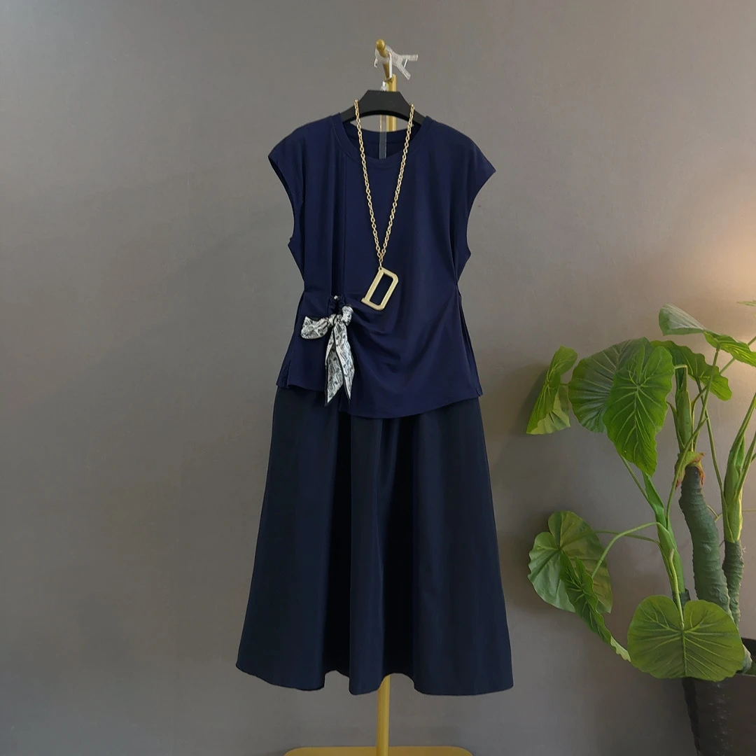 胖mm洋气无袖丝巾上衣&半裙苹果型身材遮肉大码俩件套