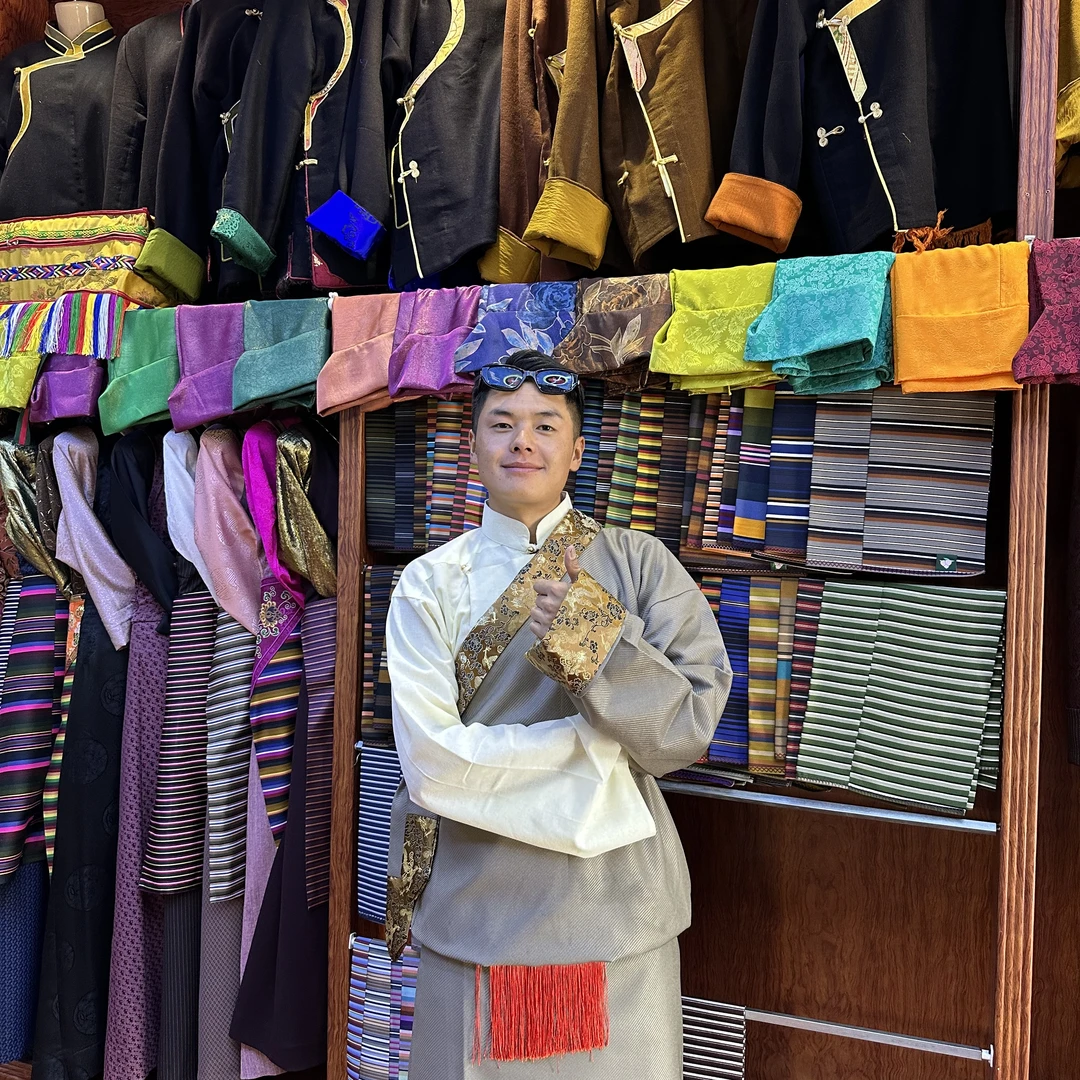 2025男士最新藏袍藏式