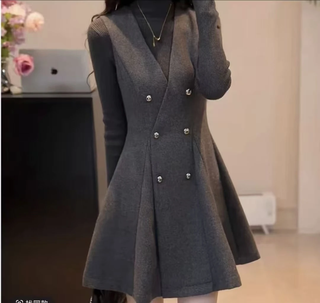 2025年秋冬季新款韩版收腰气质两件套6011