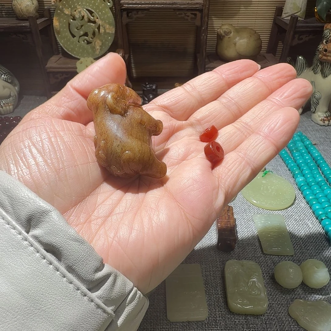 古***明和田玉（糖玉）未镶嵌挂件